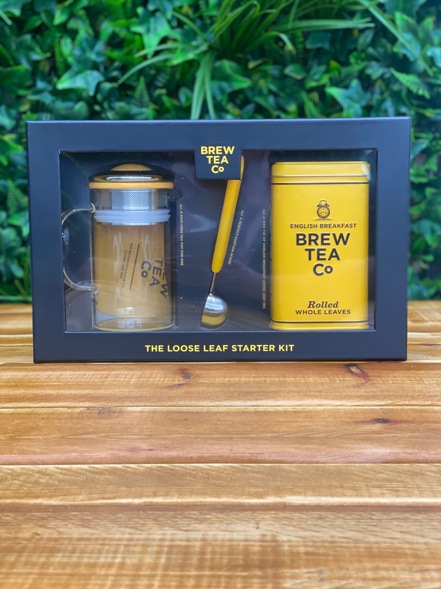 Brew Tea Company - Loose Leaf Tea Starter Kit - English Breakfast - Pot, Scoop, Tea